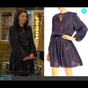 JOIE Ram­la Key­hole Dress worn by Maris­sa Gold (Sarah Steele)in The Good Fight